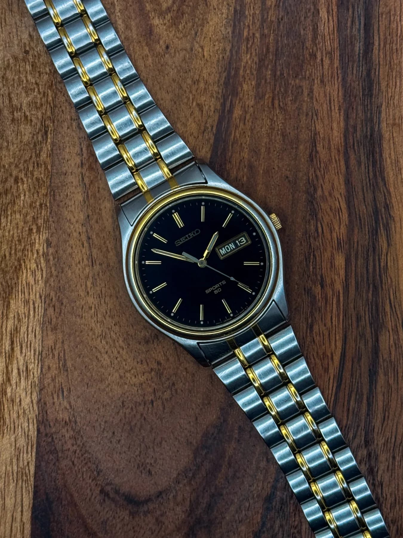 1997 Seiko 7N43-9A00 Sports 50 vintage watch, detail 1 of 6